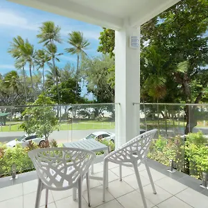 Beaches - Official Onsite Reception & Check In 4* Port Douglas